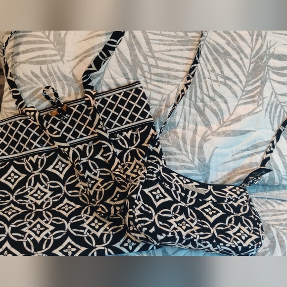 Vera Bradley Black and White Pattern Bag And Small Purse Excellent Condition - Picture 4 of 10